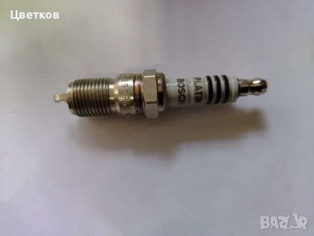 Продавам нови платинени свещи на Bosch HR9DPY, снимка 2 - Части - 55543638