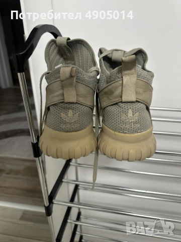 Употребявани обувки Adidas, снимка 3 - Спортни обувки - 55512964