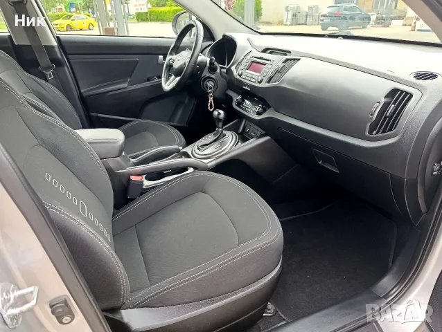 Kia Sportage 2.0 diesel , снимка 12 - Автомобили и джипове - 55411725