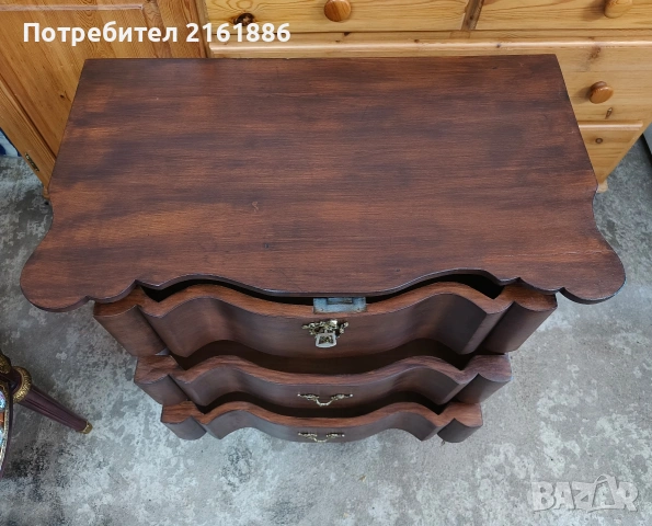 Дъбов комод с месингови дръжки , снимка 3 - Шкафове - 55160432