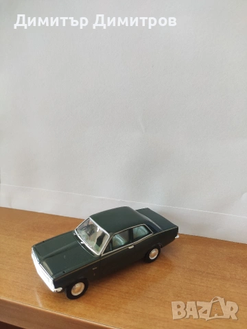 Макет на ретро кола - Vanguards Vauxhall Viva SL , снимка 5 - Колекции - 54225516