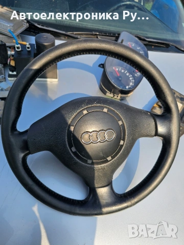 ТРИЛЪЦЕВ ВОЛАН AUDI A3 8L КОЖА 