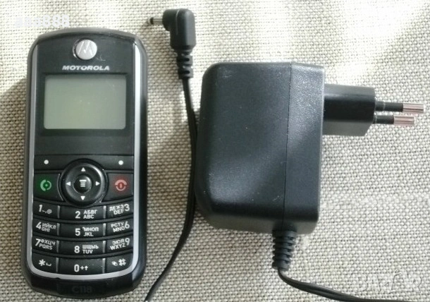 Motorola С118 със зарядно, снимка 2 - Motorola - 55121430