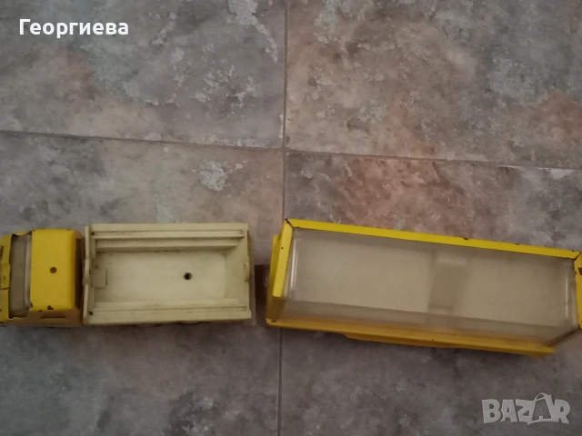 Старо българско камионче, снимка 2 - Колекции - 54778536