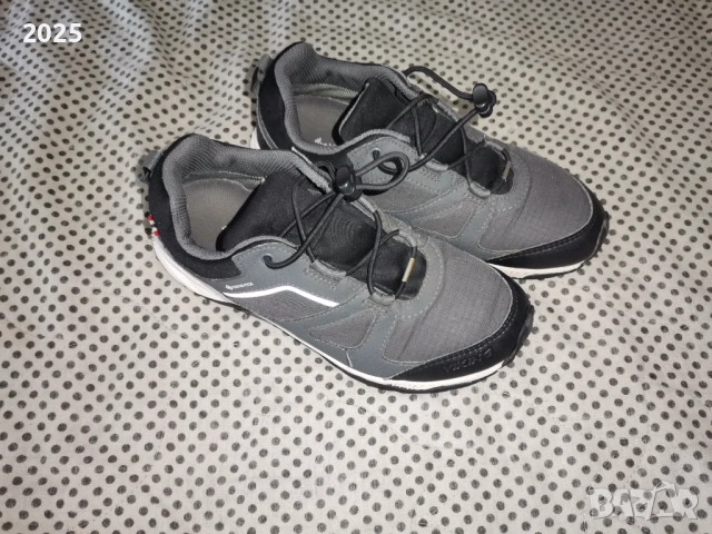 Nike, Adidas и Viking, снимка 8 - Детски обувки - 54596238