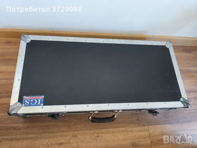 DJ комплект Traktor Kontrol S2 MK3 + Behringer 1002FX + алуминиев кейс