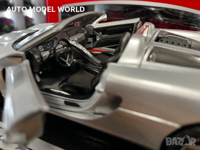 Метален колекционерси модел количка PORSCHE CARRERA GT MAISTO 1:18 88.01 лв. / 45 €, снимка 5 - Колекции - 55012810
