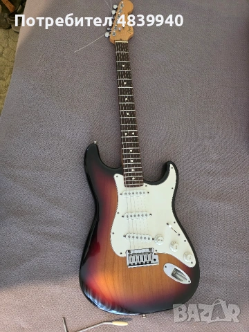1995 Fender American standard stratocaster , снимка 2 - Китари - 55142704