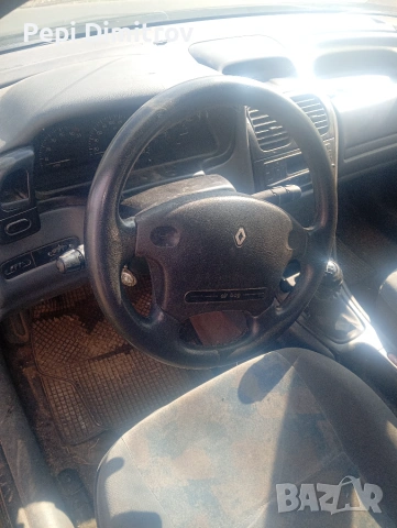 Рено лагуна 2.2 dt на части , снимка 2 - Автомобили и джипове - 55038907