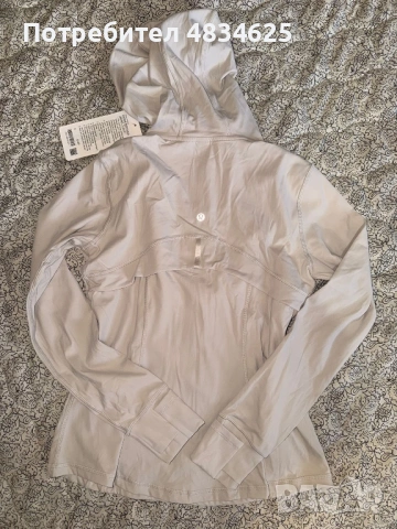 Горнище Lululemon размер US 6 , снимка 2 - Спортни екипи - 54634724