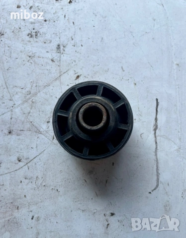 Тампон шаси рама Land Rover Range Rover sport L320, снимка 5 - Части - 54090651