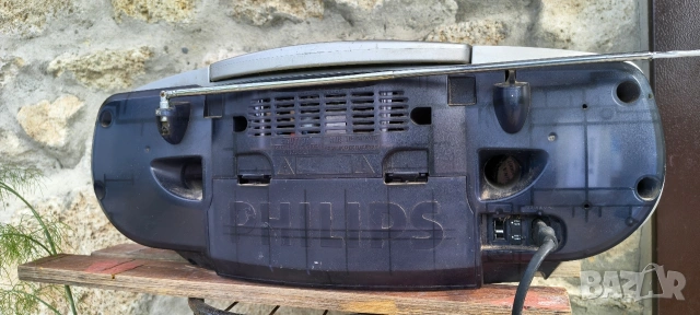 Касетофон Philips az2010, снимка 3 - Радиокасетофони, транзистори - 55055642