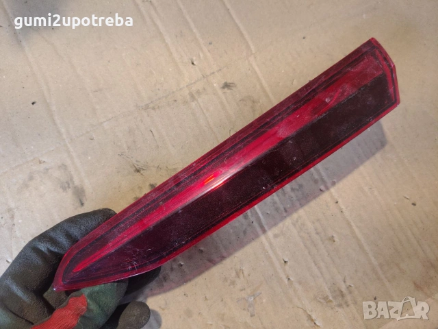 Светлоотразител Десен на Багажник 10A945308A Volkswagen ID.3 E11 pro