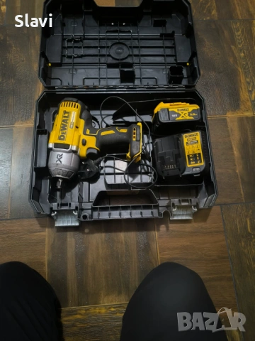 Dewalt dcf899
