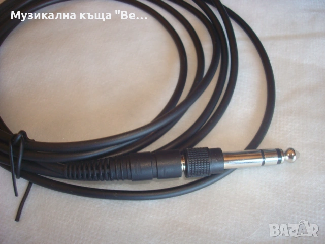 Слушалки AKG K52, снимка 4 - Слушалки и портативни колонки - 54853698