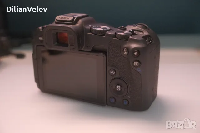 Canon R8 + RF 50mm f/1.8 STM, снимка 4 - Фотоапарати - 55361955