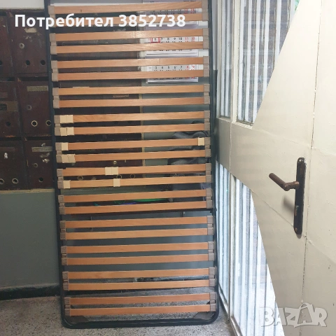 Продававм подматрачна рамка