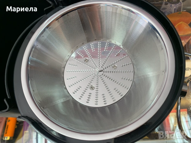 Сокоизтисквачка 1000W / Голям отвор 73 мм., снимка 9 - Сокоизстисквачки и цитрус преси - 55233143