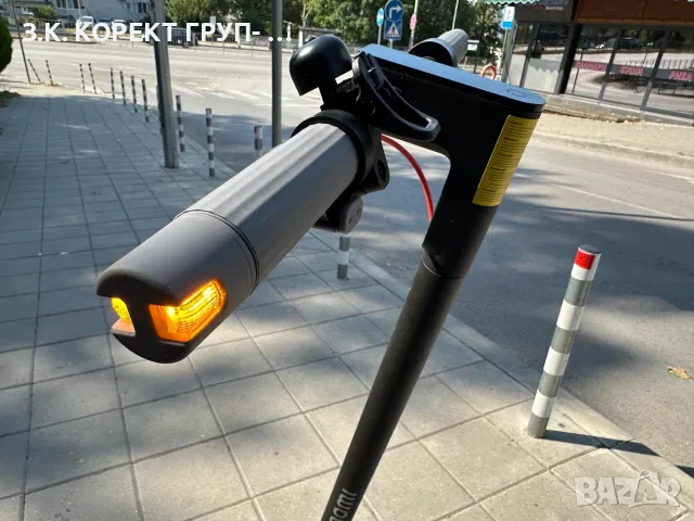 Xiaomi Electric Scooter 4 Pro (2nd Gen) – отлично състояние, снимка 3 - Скутери и тротинетки - 55593460