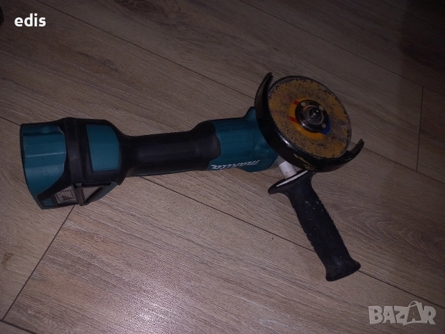 Ъглошлайф makita dga511, снимка 5 - Ъглошлайфи - 54555265