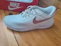  Дамски Маратонки Nike, снимка 1