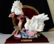 Порцеланова скулптура Бели Гълъби,Napoli Collection 2.5 кг. , снимка 1
