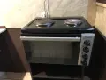 Продавам  малка  печка  на  ток  с  2 котлона и фурна ., снимка 2