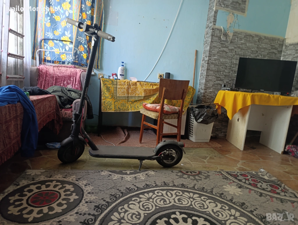 Ел.тротинетка Xiomi 4 тел.08943113484 кара със 20 километра гр.русе цена 100 евро без Коментар , снимка 1