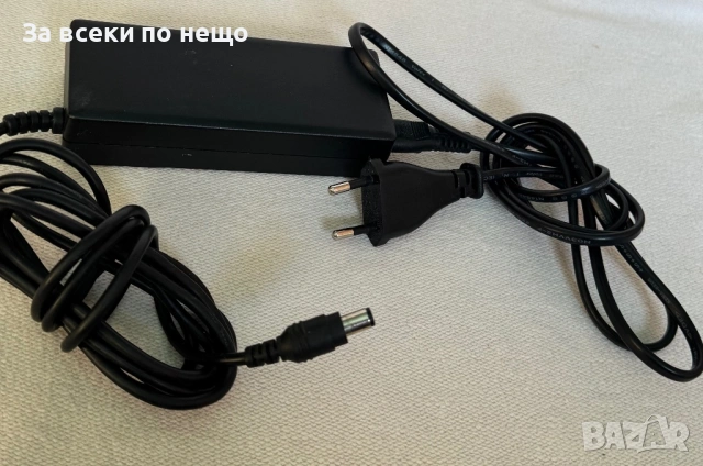 Оригинално зарядно за лаптоп Toshiba 15V 4A , зарядно Toshiba, снимка 6 - Кабели и адаптери - 54861826