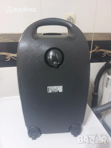 Прахосмукачка Miele Complete C3 Pure Black EcoLine , снимка 10 - Прахосмукачки - 54777941