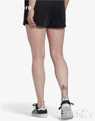 Дамски къси панталонки ADIDAS Originals Tricot Shorts Black, снимка 2 - Спортни екипи - 54191145