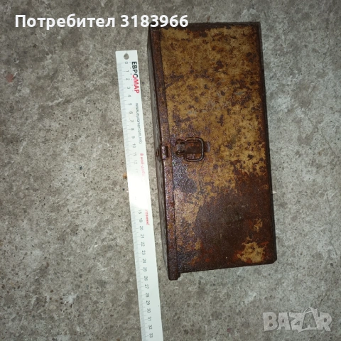 метална кутия с капак и ключалка, снимка 2 - Антикварни и старинни предмети - 54306536