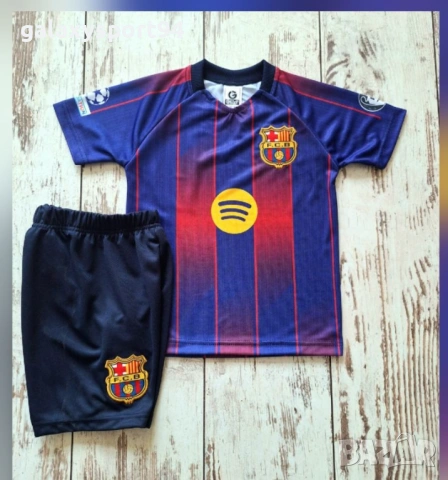 Шампионска лига Бадж Ламин Ямал Барселона с чорапи Комлект 2026 Ново ДЕтско, снимка 3 - Футбол - 54046367