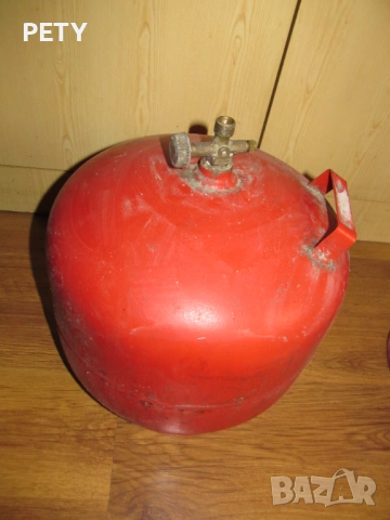 Газови бутилки - 2 броя, използвани, снимка 2 - Други - 54656357