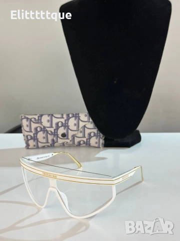 Очила + висок клас калъф + на марката кутия + сертификат + кърпичка Christian Dior 