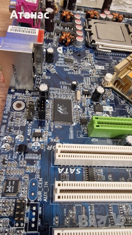 Рядко дъно Gigabyte GA-8IPE775-G | Сокет 775 + AGP 8X слот | + Задна планка, снимка 7 - Дънни платки - 54430326