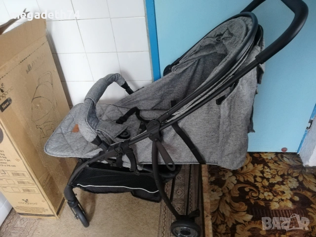 Бебешка количка Cangaroo , снимка 2 - Детски колички - 54553384