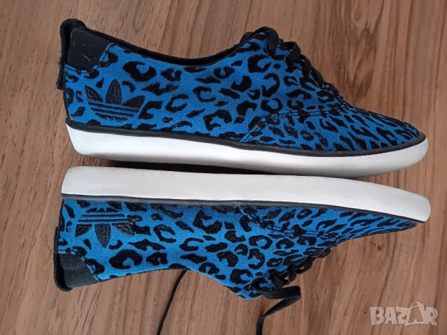 Adidas оригинални дамски UK 38 2/3, снимка 3 - Маратонки - 54402195
