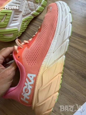 Оригинални цветни маратонки HOKA One ! 45 н, снимка 9 - Маратонки - 54745212