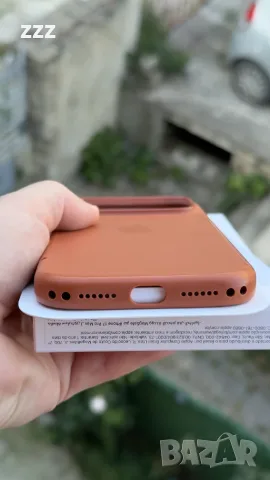Оригинален Apple Силиконов калъф с MagSafe за iPhone 17 Pro Max – Terra Cotta, снимка 6 - Калъфи, кейсове - 55425242