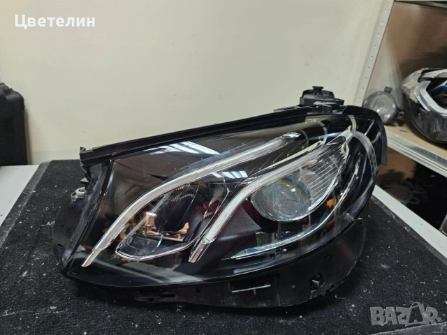 Ляв фар за Мерцедес E класа W213 Led High Performance в добро състояние. 