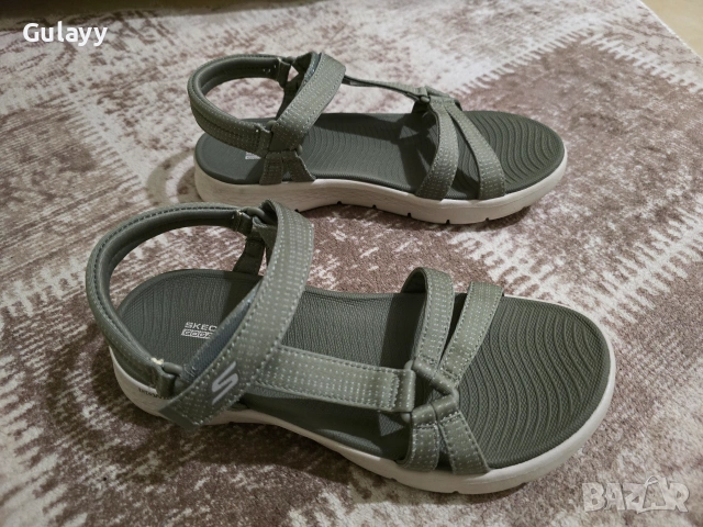 Дамски сандали Skechers 