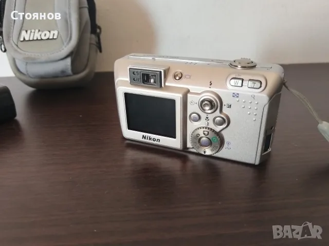 Камера Nikon COOLPIX 3700 3.2MP x 3.0 Optical Zoom Japan, снимка 8 - Фотоапарати - 55321213