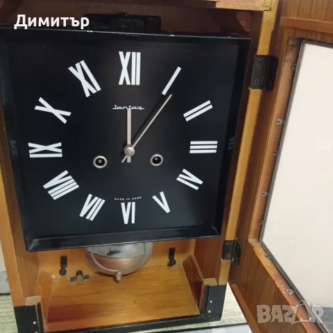 Рядък стенен механичен часовник Янтар (СССР) – работещ, с гонг и ключ, снимка 2 - Стенни часовници - 55535798