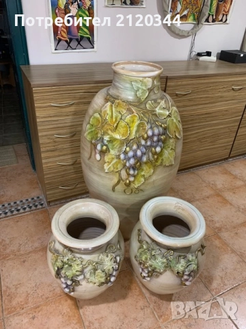 Вази декоративни