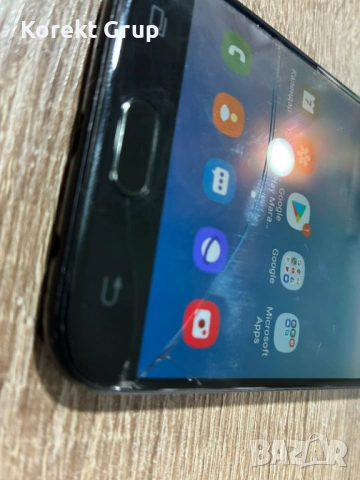 Samsung Galaxy J7, снимка 4 - Samsung - 54285696