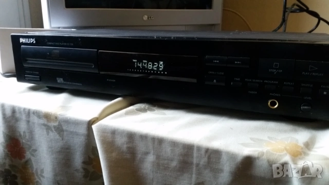 Philips CD 720, снимка 3 - Аудиосистеми - 54319218