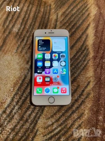 Продавам iPhone 6S
