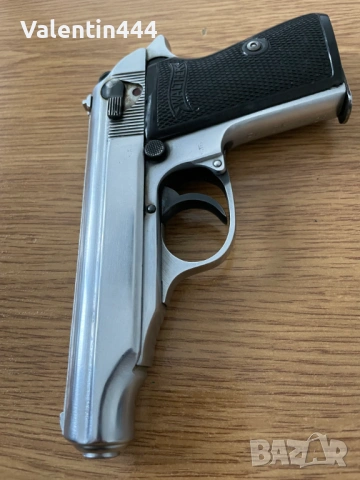 ПИСТОЛЕТ "ВАЛТЕР ПП", кал. 7,65мм  - ДЕАКТИВИРАН/ОБЕЗОПАСЕН., снимка 2 - Бойно оръжие - 54023257