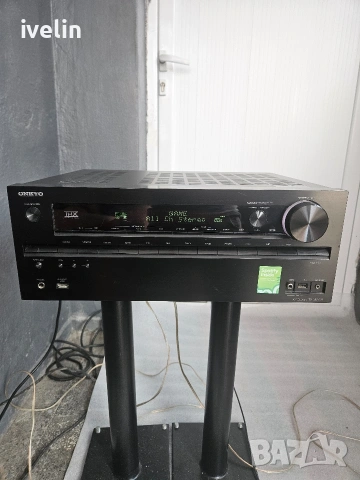 Onkyo tx-nr 709 